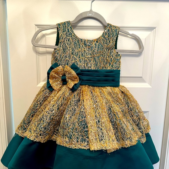 Used- Itty Bitty Toes Charlotte Dress - Picture 2 of 3